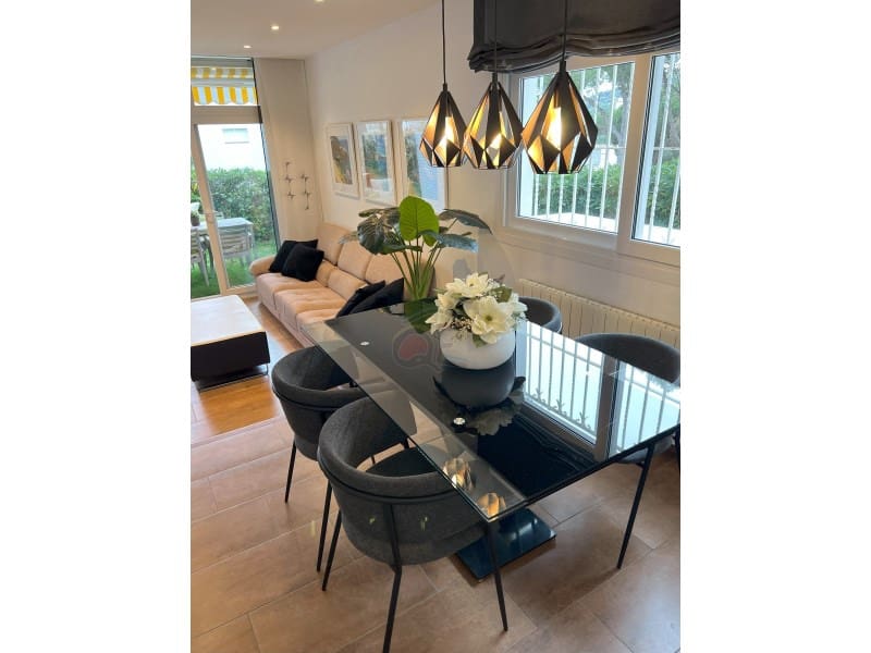 3 soverom Hus til salgs i Platja d'Aro med svømmebasseng - € 490 000 (Ref: 9541058)