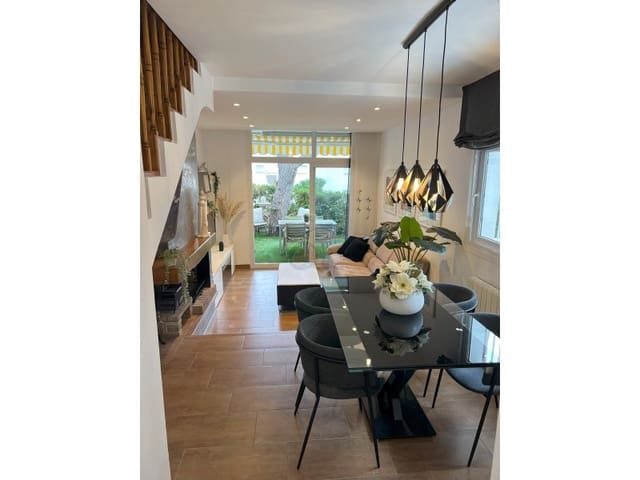 3 soverom Hus til salgs i Platja d'Aro, Castell-Platja d'Aro med svømmebasseng - € 490 000 (Ref: 9541058)