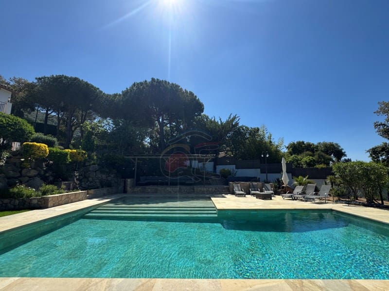 7 quarto Moradia para venda em Santa Cristina d'Aro com piscina garagem - 1 375 000 € (Ref: 9582905)