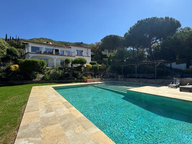 7 quarto Moradia para venda em Santa Cristina d'Aro com piscina garagem - 1 375 000 € (Ref: 9582905)