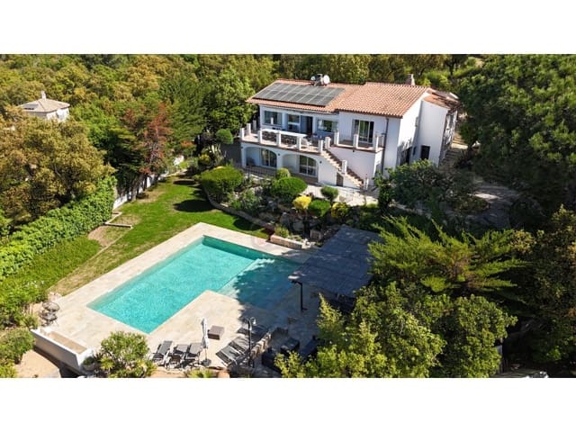 7 sypialnia Willa na sprzedaż w Santa Cristina d'Aro z basenem garażem - 1 375 000 € (Ref: 9582905)