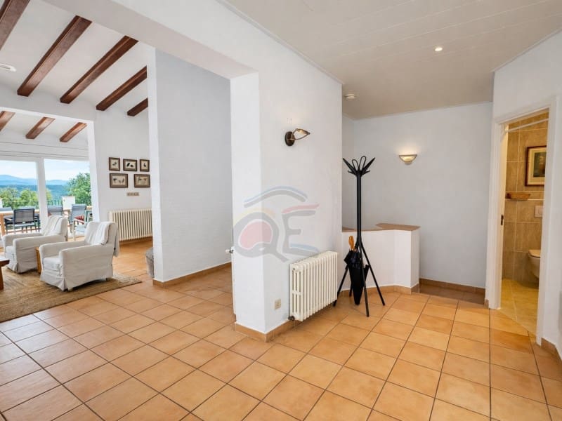 7 bedroom Villa for sale in Santa Cristina d'Aro with pool garage - € 1,375,000 (Ref: 9582905)