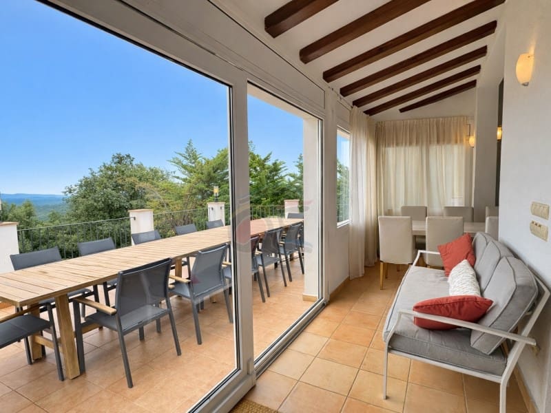 7 bedroom Villa for sale in Santa Cristina d'Aro with pool garage - € 1,375,000 (Ref: 9582905)