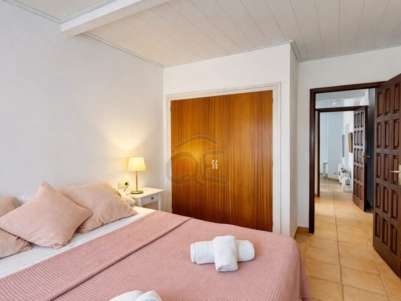 7 bedroom Villa for sale in Santa Cristina d'Aro with pool garage - € 1,375,000 (Ref: 9582905)