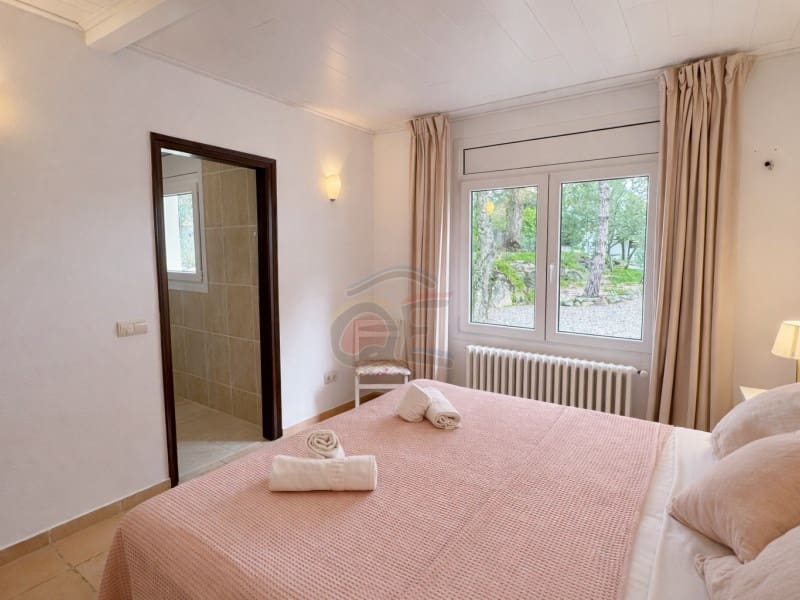 7 bedroom Villa for sale in Santa Cristina d'Aro with pool garage - € 1,375,000 (Ref: 9582905)