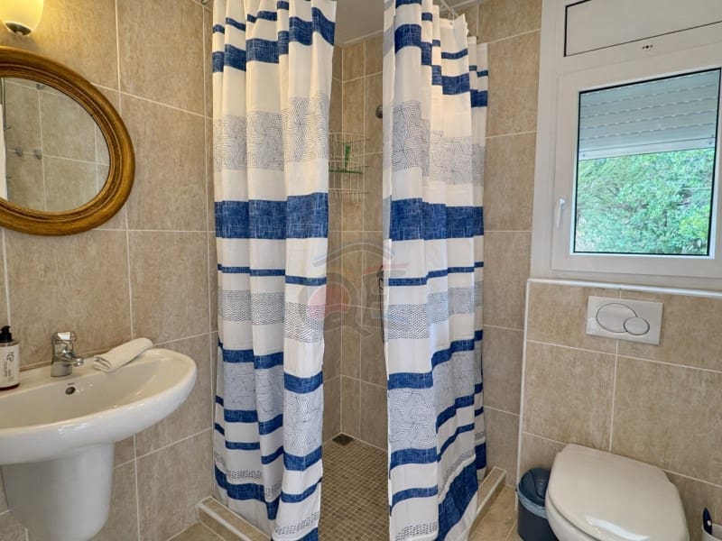 7 bedroom Villa for sale in Santa Cristina d'Aro with pool garage - € 1,375,000 (Ref: 9582905)