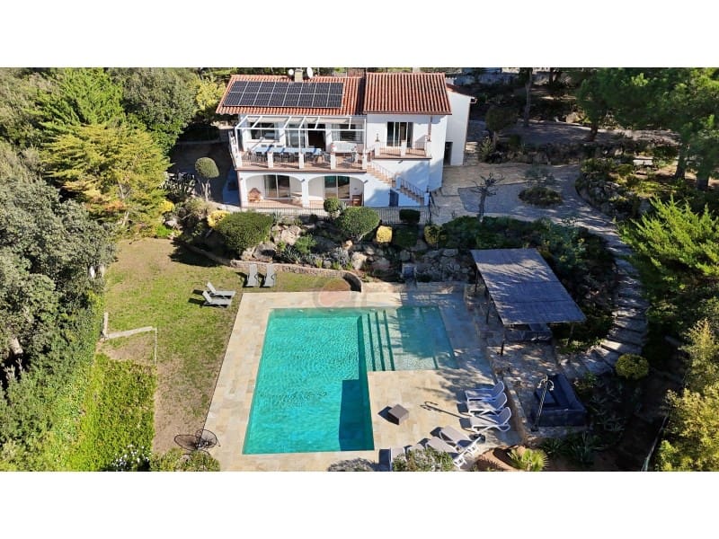 7 bedroom Villa for sale in Santa Cristina d'Aro with pool garage - € 1,375,000 (Ref: 9582905)