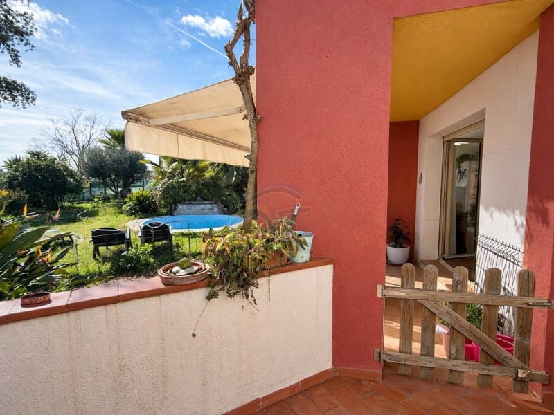 Chalet de 3 habitaciones en Calonge i Sant Antoni en venta con piscina - 545.000 € (Ref: 9616122)