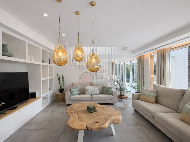 4 bedroom Villa for sale in Calonge i Sant Antoni with pool - € 1,250,000 (Ref: 9682429)