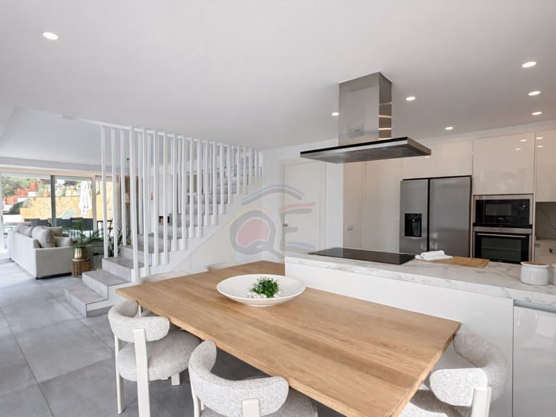 4 bedroom Villa for sale in Calonge i Sant Antoni with pool - € 1,250,000 (Ref: 9682429)