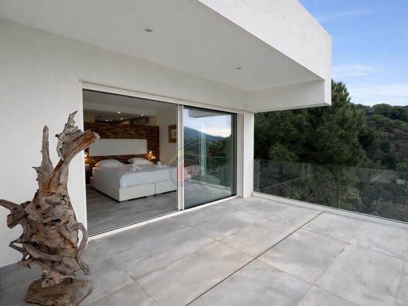 4 bedroom Villa for sale in Calonge i Sant Antoni with pool - € 1,250,000 (Ref: 9682429)