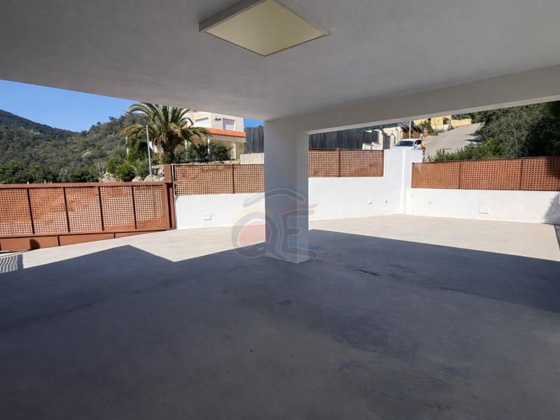 4 bedroom Villa for sale in Calonge i Sant Antoni with pool - € 1,250,000 (Ref: 9682429)