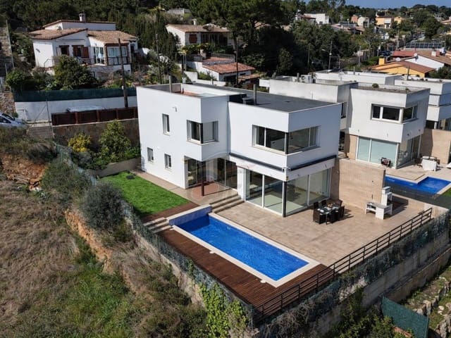 4 sovrum Villa till salu i Calonge i Sant Antoni med garage - 799 000 € (Ref: 9690385)