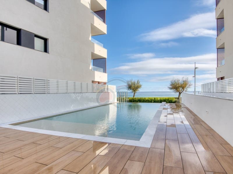 3 soveværelse Penthouse til salg i Sant Antoni de Calonge med swimmingpool garage - € 1.500.000 (Ref: 9695162)