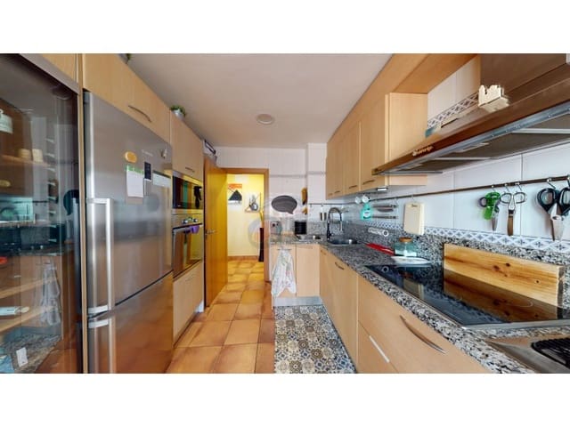 3 soveværelse Lejlighed til salg i Girona by - € 480.000 (Ref: 9698713)