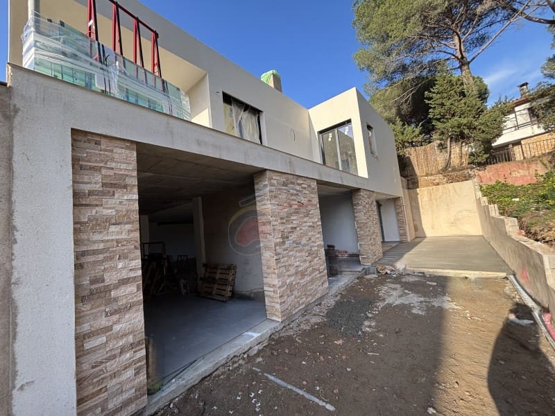 5 soveværelse Villa til salg i Calonge i Sant Antoni med garage - € 950.000 (Ref: 9986526)
