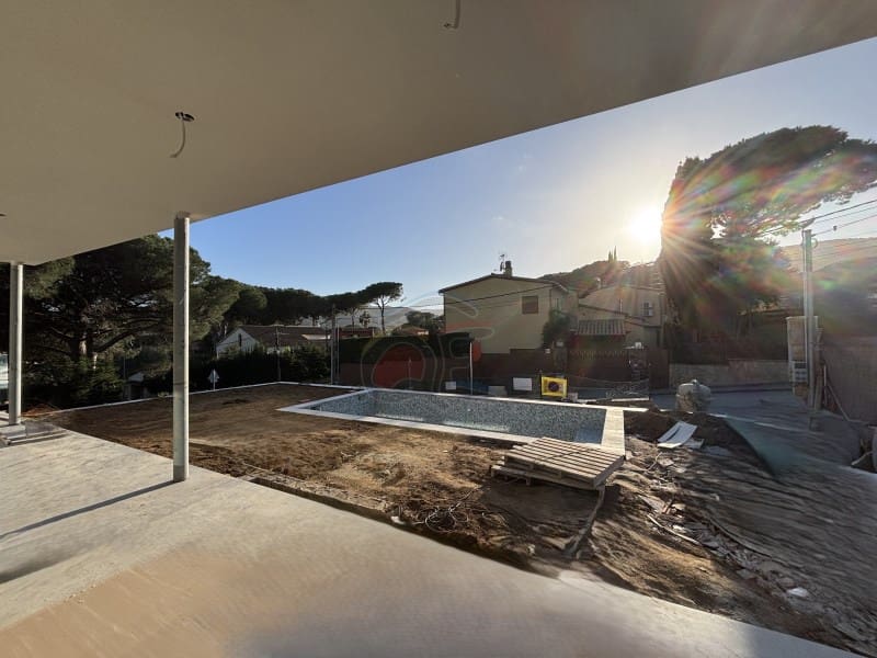 5 soveværelse Villa til salg i Calonge i Sant Antoni med garage - € 950.000 (Ref: 9986526)