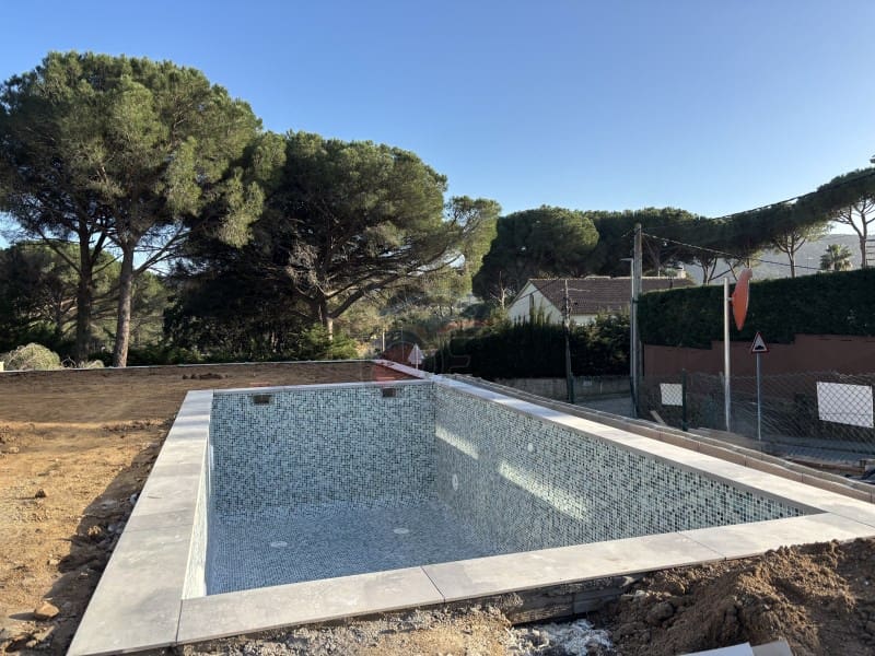 5 soveværelse Villa til salg i Calonge i Sant Antoni med garage - € 950.000 (Ref: 9986526)