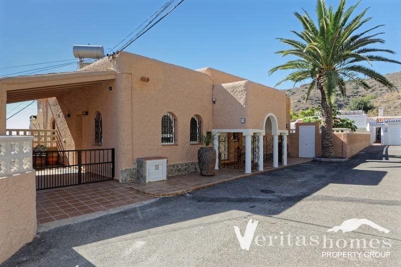 3 soveværelse Villa til salg i Mojacar med swimmingpool garage - € 995.000 (Ref: 10097363)