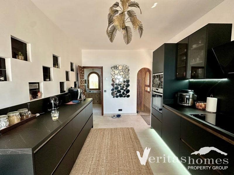 3 soveværelse Villa til salg i Mojacar med swimmingpool garage - € 995.000 (Ref: 10097363)