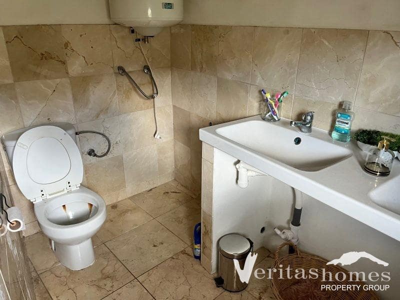 5 soveværelse Byhus til salg i Urracal - € 50.000 (Ref: 3218851)