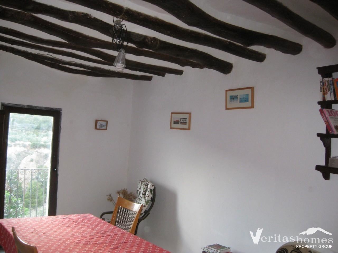 5 soveværelse Byhus til salg i Urracal - € 50.000 (Ref: 3218851)