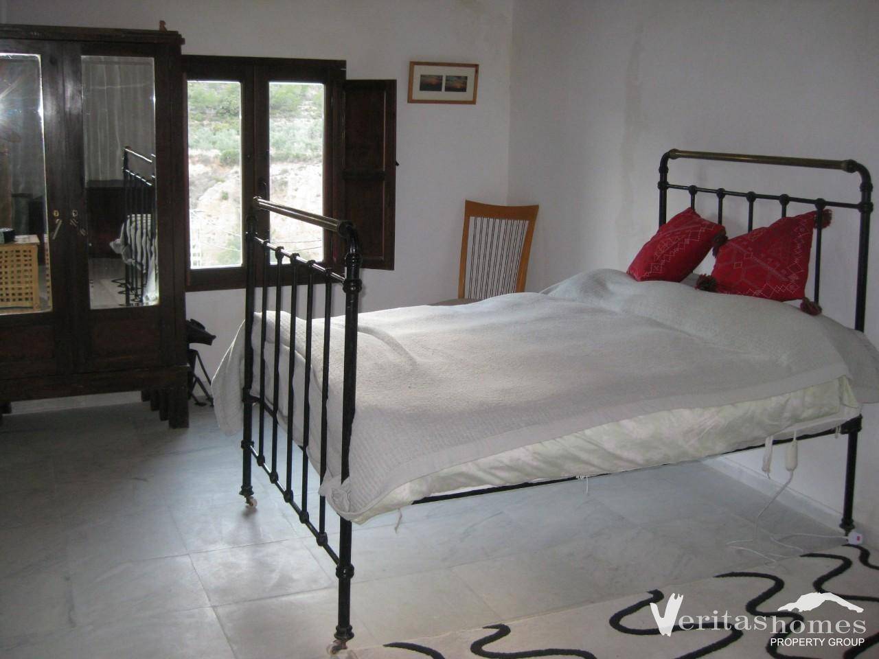 5 soveværelse Byhus til salg i Urracal - € 50.000 (Ref: 3218851)