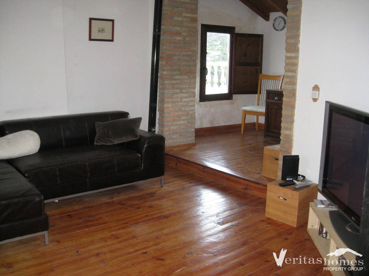 5 soveværelse Byhus til salg i Urracal - € 50.000 (Ref: 3218851)