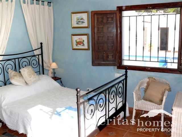 12 sypialnia Willa na sprzedaż w Turre z basenem - 485 000 € (Ref: 3499896)