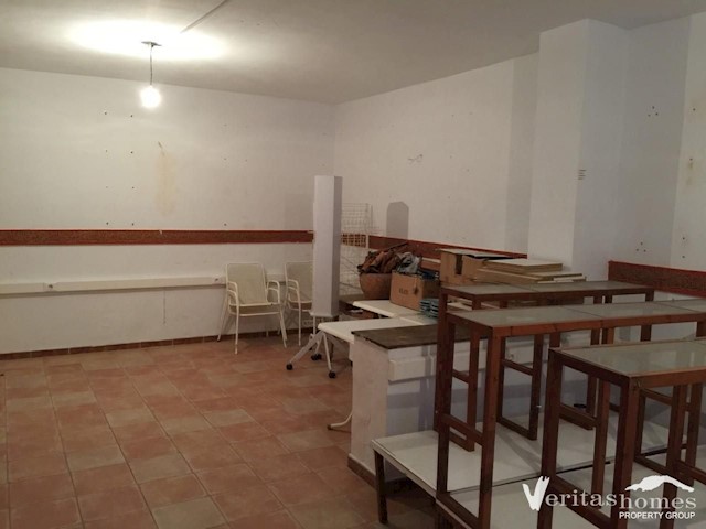 Komercyjne na sprzedaż w Mojácar - 130 000 € (Ref: 3789107)