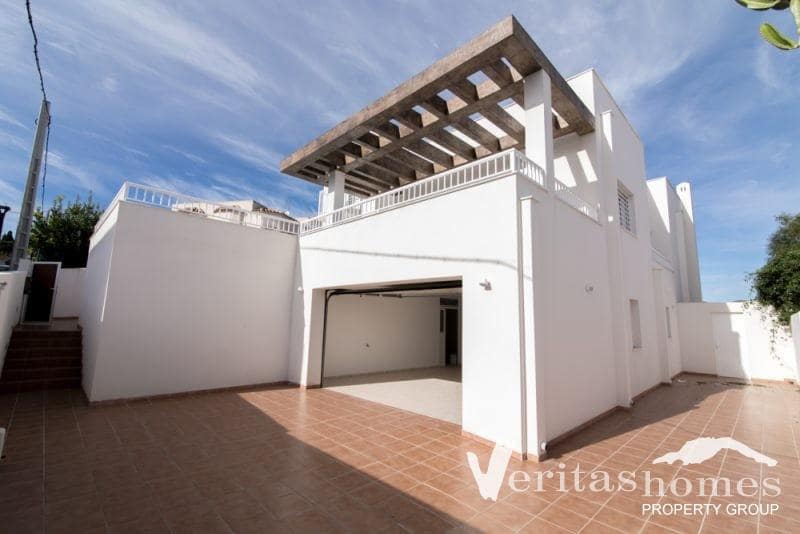 4 bedroom Villa for sale in Mojacar with pool - € 790,000 (Ref: 4308853)