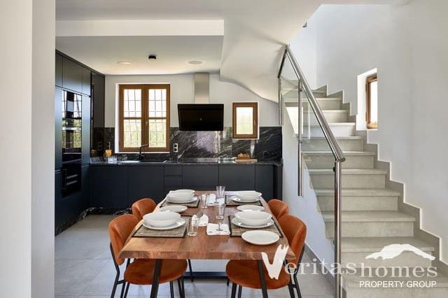 Chalet de 3 habitaciones en Cuevas del Almanzora en venta con piscina - 375.950 € (Ref: 4916467)