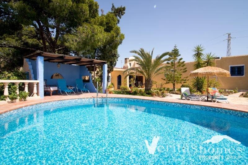 4 sypialnia Willa na sprzedaż w Mojacar z basenem garażem - 795 000 € (Ref: 6755226)