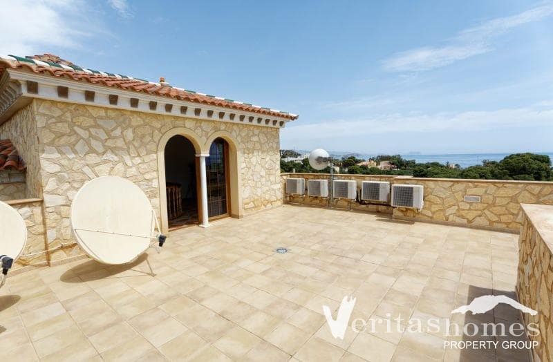 5 soveværelse Villa til salg i Cala Panizo med swimmingpool - € 1.100.000 (Ref: 6882292)