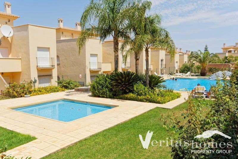 Apartamento de 2 habitaciones en Los Gallardos en venta con piscina - 150.000 € (Ref: 7012066)