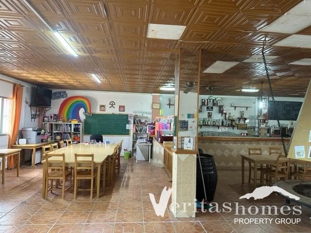 9 soveværelse Erhverv til salg i Los Gallardos - € 385.000 (Ref: 7629242)