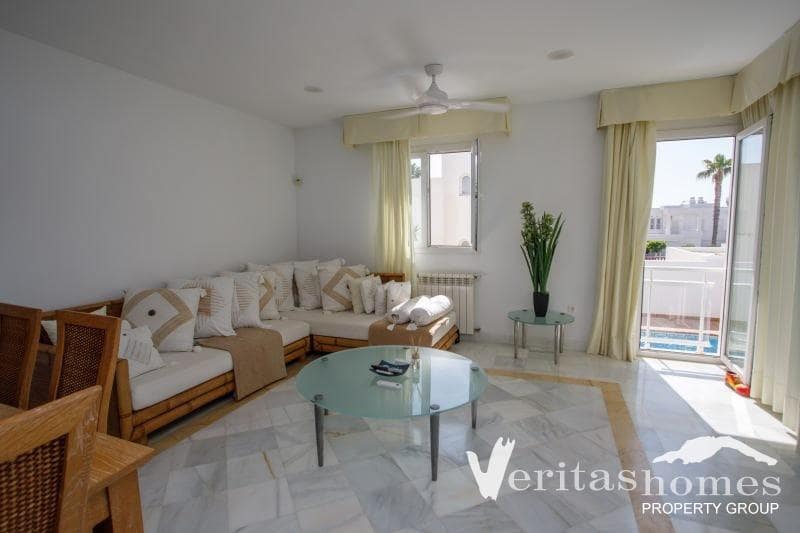4 Zimmer Villa zu verkaufen in Mojacar mit Pool - 595.000 € (Ref: 8364898)