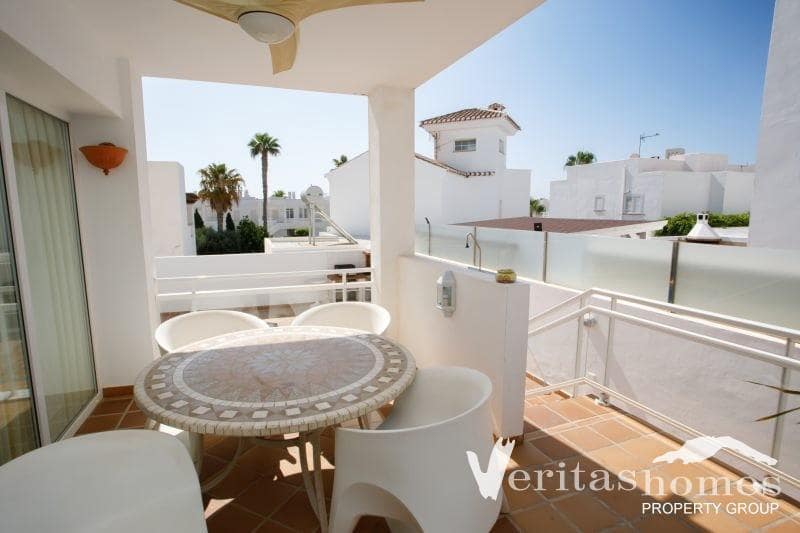 4 Zimmer Villa zu verkaufen in Mojacar mit Pool - 595.000 € (Ref: 8364898)