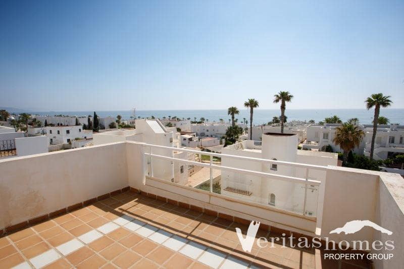 4 Zimmer Villa zu verkaufen in Mojacar mit Pool - 595.000 € (Ref: 8364898)
