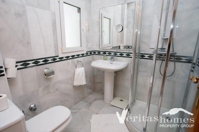 4 Zimmer Villa zu verkaufen in Mojacar mit Pool - 595.000 € (Ref: 8364898)