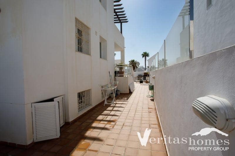 4 Zimmer Villa zu verkaufen in Mojacar mit Pool - 595.000 € (Ref: 8364898)