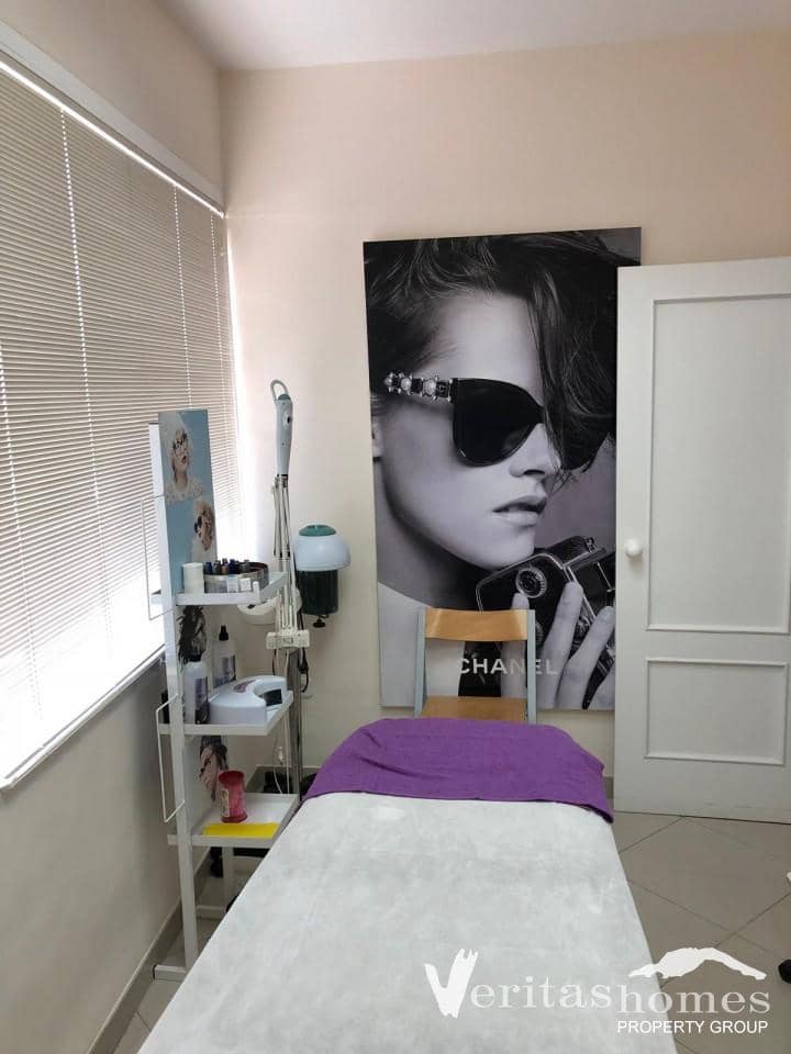 Kommersiell till salu i Mojacar - 175 000 € (Ref: 8508190)