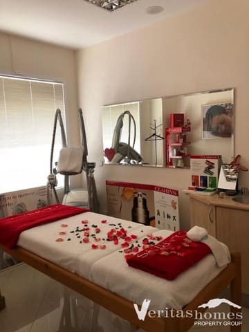 Komercyjne na sprzedaż w Mojácar - 175 000 € (Ref: 8508190)