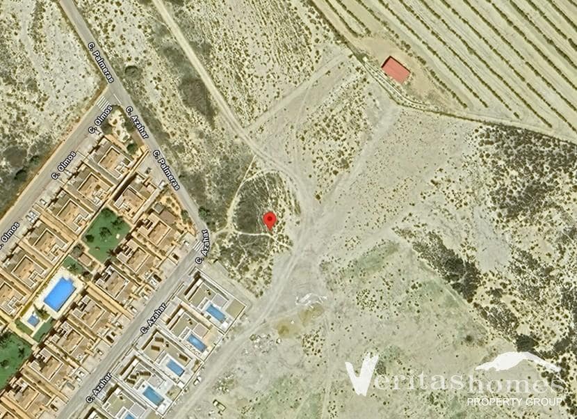 Grunde uden byggetilladelser til salg i Los Gallardos - € 470.889 (Ref: 8800514)