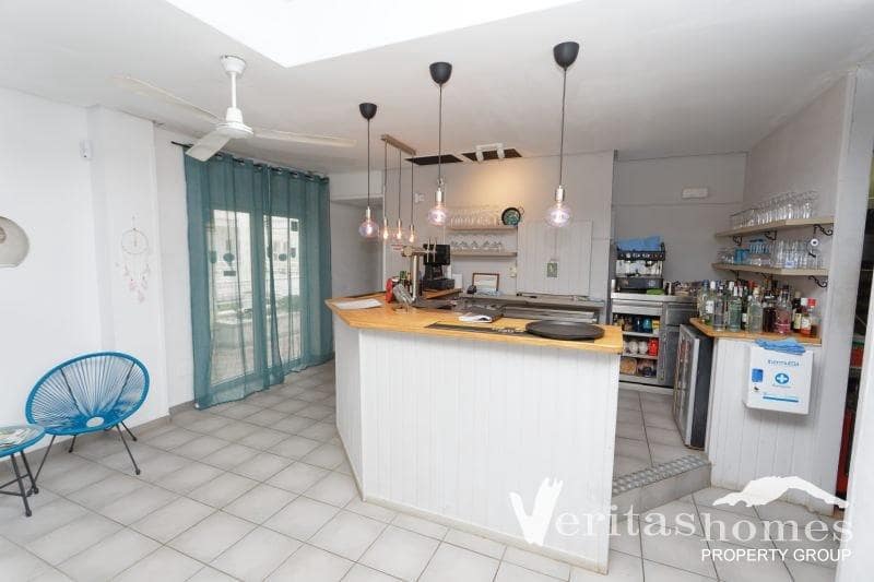 Erhverv til salg i Mojacar - € 250.000 (Ref: 8830547)