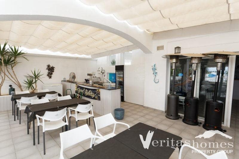 Erhverv til salg i Mojacar - € 250.000 (Ref: 8830547)