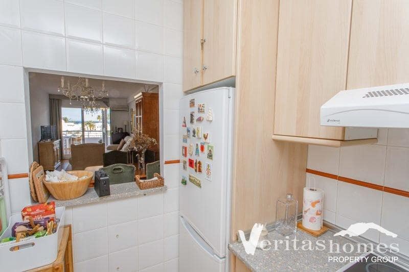 2 soverom Leilighet til salgs i Mojacar med svømmebasseng garasje - € 225 000 (Ref: 8901651)