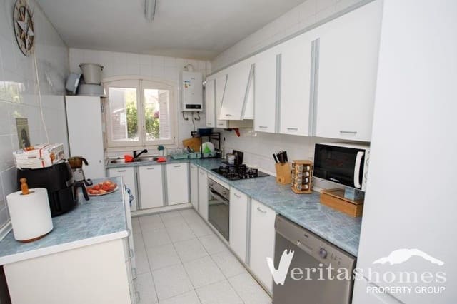 5 sovrum Hus till salu i Mojácar med pool - 325 000 € (Ref: 9170829)