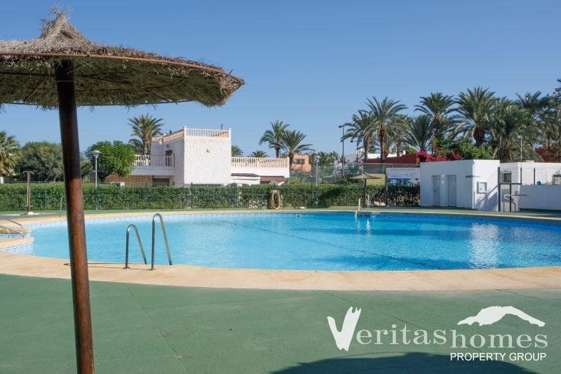 3 makuuhuone Huvila myytävänä paikassa Puerto del Rey mukana uima-altaan - 510 000 € (Ref: 9322838)