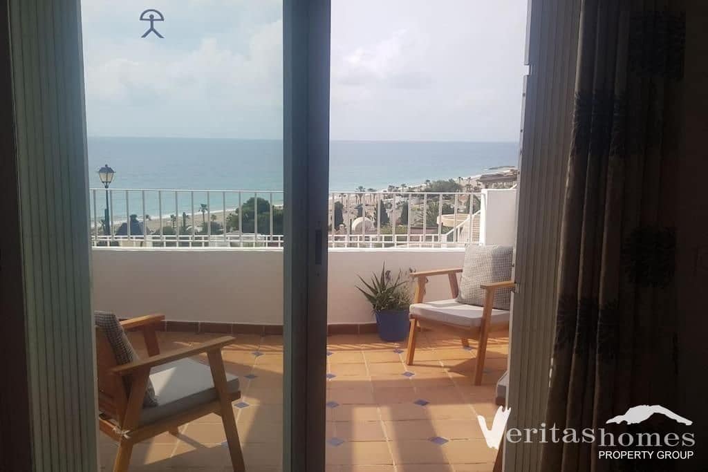 2 bedroom Apartment for sale in Mojacar with pool garage - € 295,000 (Ref: 9429130)